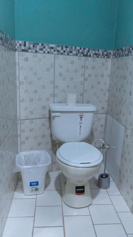 Valerie Emanuel Apartments Bocas del Toro Exterior photo