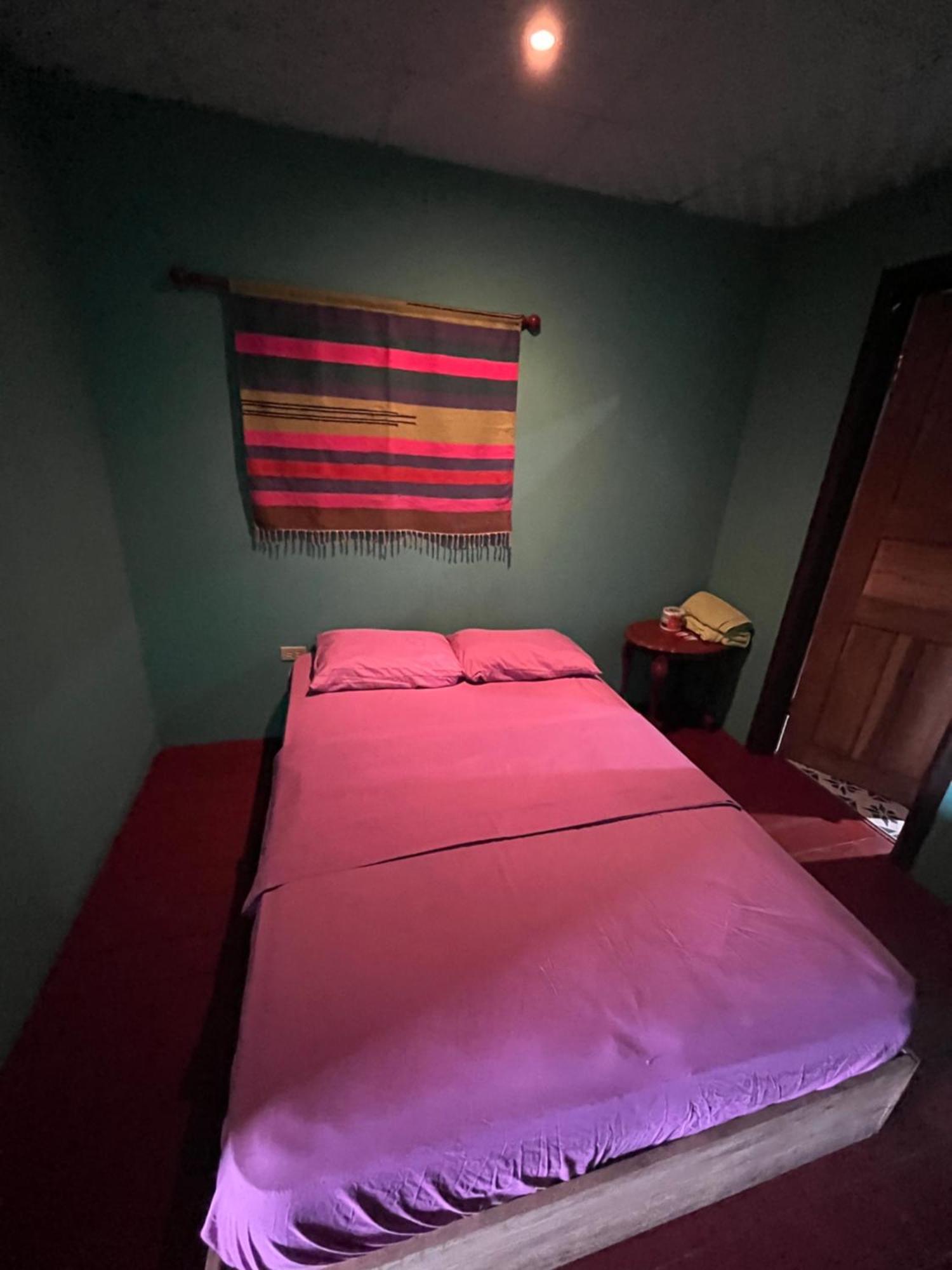Valerie Emanuel Apartments Bocas del Toro Exterior photo